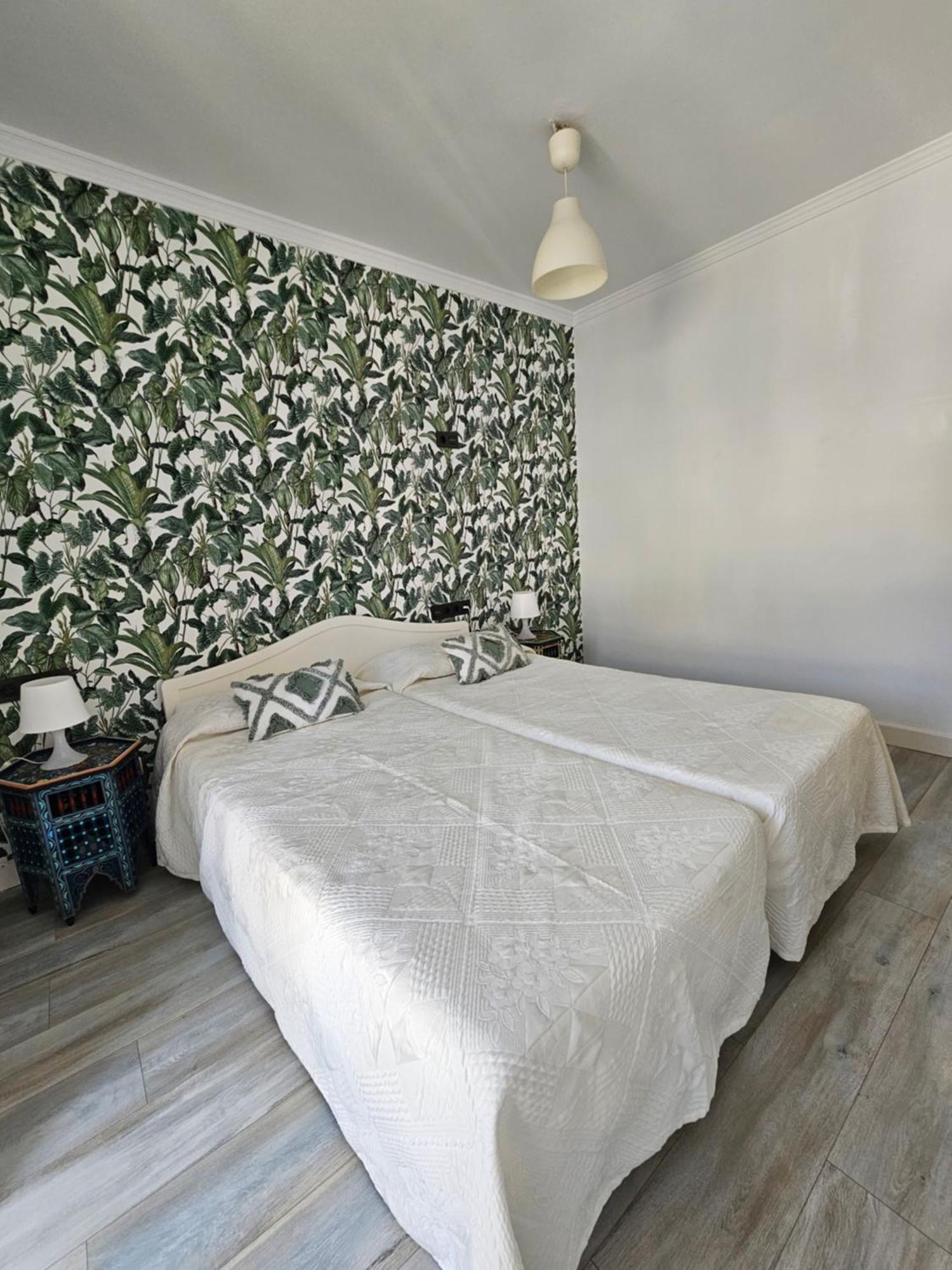 Pedregalejo Beach House Apartamento Málaga Exterior foto
